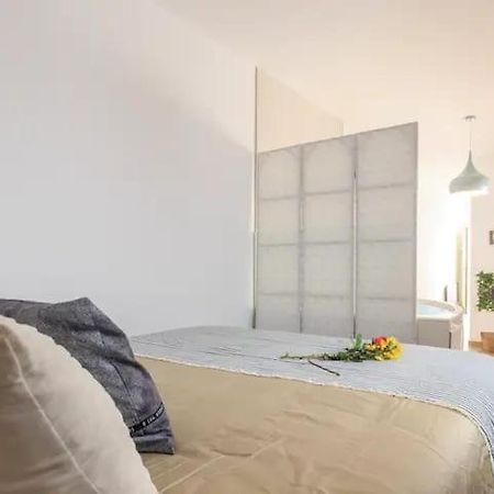 Apartamento Suit Centro Historico De Малага Экстерьер фото
